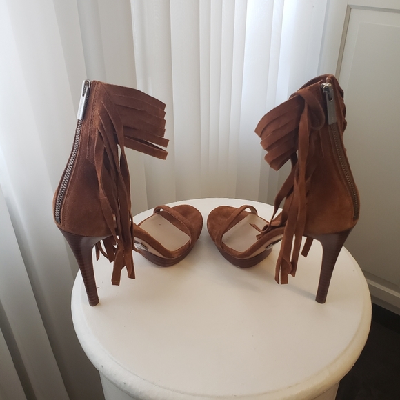 Michael Kors Suede Pumps, sz 38 - Picture 7 of 8